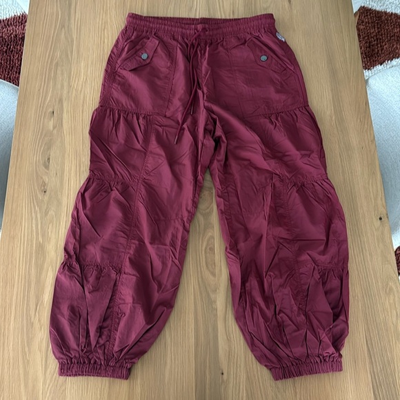 Burgundy Free People Movement parachute pants. Size L but fits more like an M - Picture 1 of 1